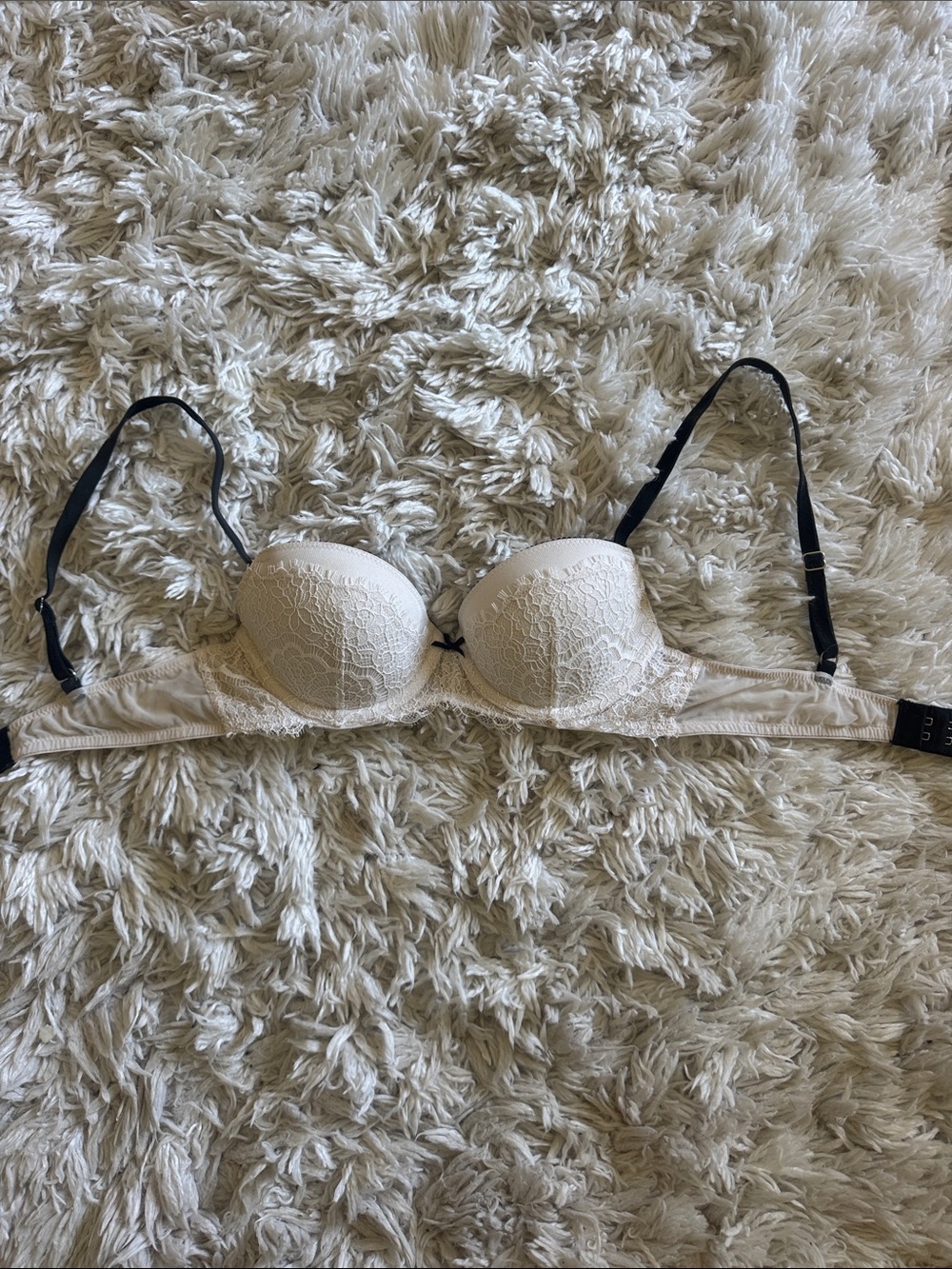 sexy Victoria’s Secret white bra with black trim 32B